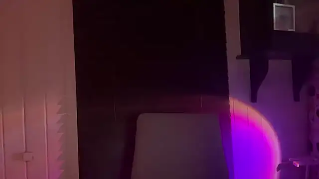 Snapshot of xopeachybaby chatting on 04/08/26, 07:41 xopeachybaby online show from 04/08/26, 07:41