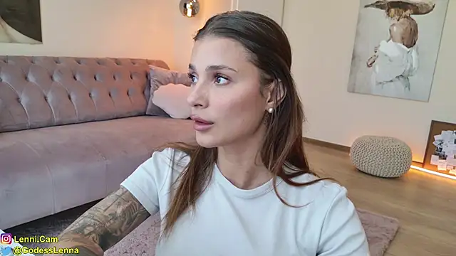 Lenna Godess online show from 02/03/26, 07:46