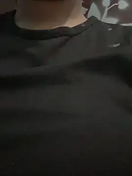 Snapshot of Real_Roma chatting on 04/18/26, 08:20 Real Roma online show from 04/18/26, 08:20