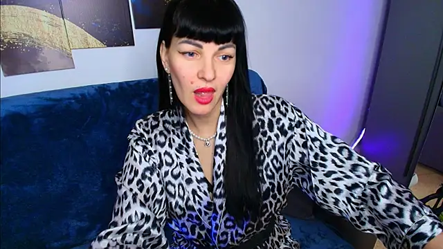 Agata  Moore online show from 05/09/26, 02:06