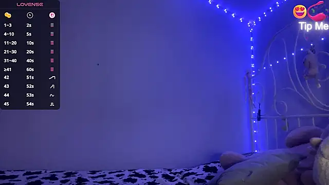 Snapshot of MistressBabe chatting on 02/08/26, 02:53 MistressBabe online show from 02/08/26, 02:53