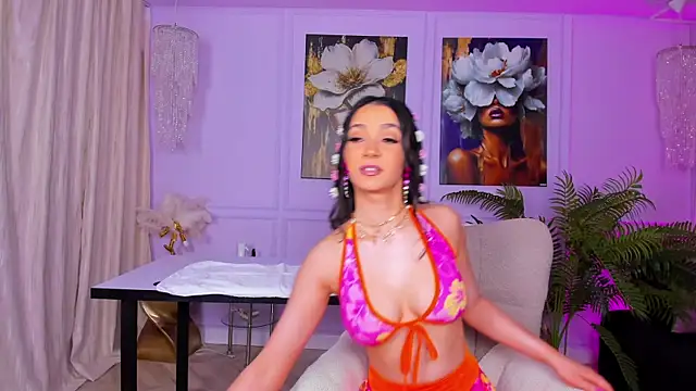 Snapshot of AvaCassidy chatting on 04/18/26, 07:40 AvaCassidy online show from 04/18/26, 07:40