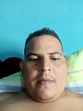 Snapshot of THONETE chatting on 03/16/26, 02:06 THONETE online show from 03/16/26, 02:06