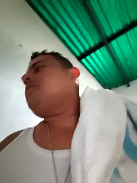 Snapshot of THONETE chatting on 04/22/26, 09:27 THONETE online show from 04/22/26, 09:27