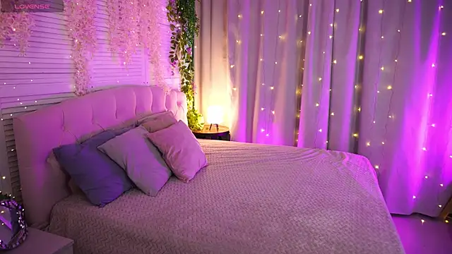 AmeliaWeells online show from 05/07/26, 03:45