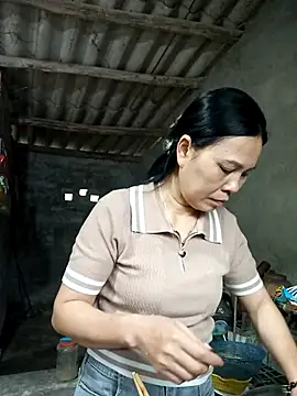 Snapshot of Nuna_689 chatting on 03/17/26, 02:38 Nuna 689 online show from 03/17/26, 02:38