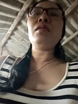 Snapshot of Nuna_689 chatting on 03/18/26, 02:47 Nuna 689 online show from 03/18/26, 02:47