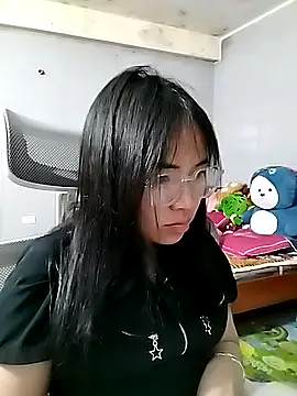 Snapshot of vesia-66 chatting on 03/25/26, 02:01 vesia-66 online show from 03/25/26, 02:01