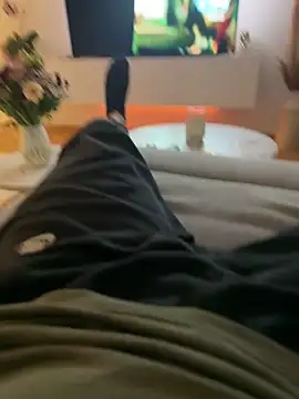 Snapshot of tony3729 chatting on 04/01/26, 07:44 tony3729 online show from 04/01/26, 07:44