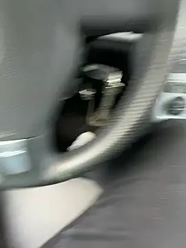 Snapshot of tony3729 chatting on 04/19/26, 01:21 tony3729 online show from 04/19/26, 01:21