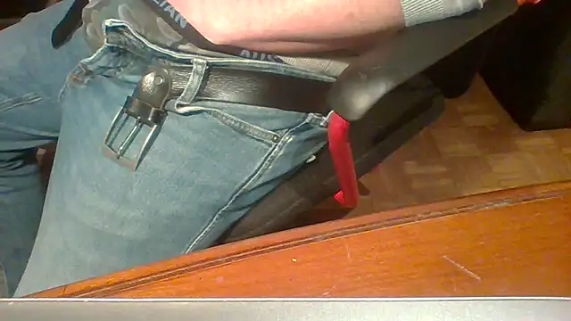 Snapshot of ludowrss chatting on 03/06/26, 12:29 ludowrss online show from 03/06/26, 12:29