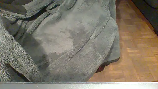 Snapshot of ludowrss chatting on 04/12/26, 04:28 ludowrss online show from 04/12/26, 04:28