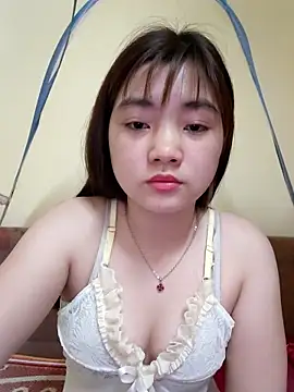 Snapshot of Pinks_cool chatting on 03/08/26, 08:18 Pinks cool online show from 03/08/26, 08:18