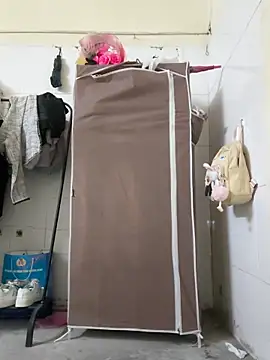 Snapshot of Pinks_cool chatting on 03/23/26, 02:54 Pinks cool online show from 03/23/26, 02:54