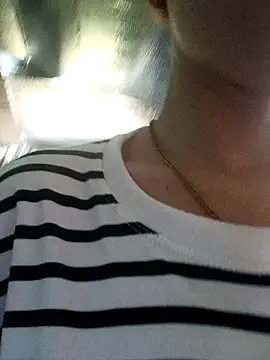 Snapshot of Victoria-Victoria chatting on 02/25/26, 01:48 Victoria-Victoria online show from 02/25/26, 01:48