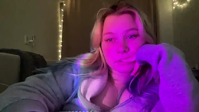 Lulu Di online show from 03/15/26, 06:36