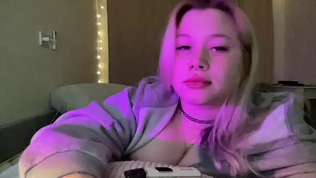 Lulu Di online show from 03/26/26, 07:41