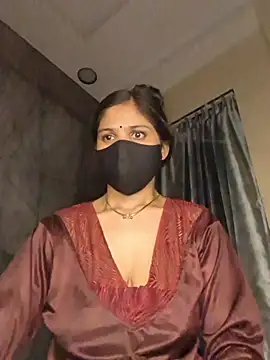 Snapshot of Cute_shikaa chatting on 04/11/26, 11:09 Cute shikaa online show from 04/11/26, 11:09