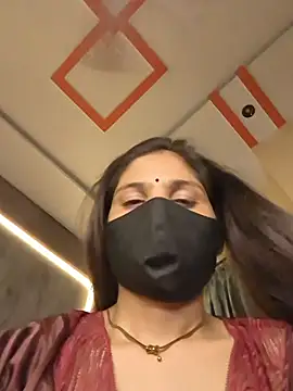 Snapshot of Cute_shikaa chatting on 04/12/26, 08:14 Cute shikaa online show from 04/12/26, 08:14