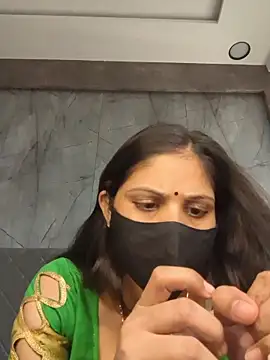 Snapshot of Cute_shikaa chatting on 04/25/26, 09:01 Cute shikaa online show from 04/25/26, 09:01