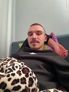 Snapshot of TheMaskShow chatting on 02/05/26, 06:18 TheMaskShow online show from 02/05/26, 06:18