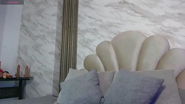 darkkjulietha online show from 04/13/26, 08:58