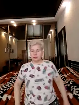 Snapshot of AvaSwan5354 chatting on 04/24/26, 12:18 AvaSwan5354 online show from 04/24/26, 12:18