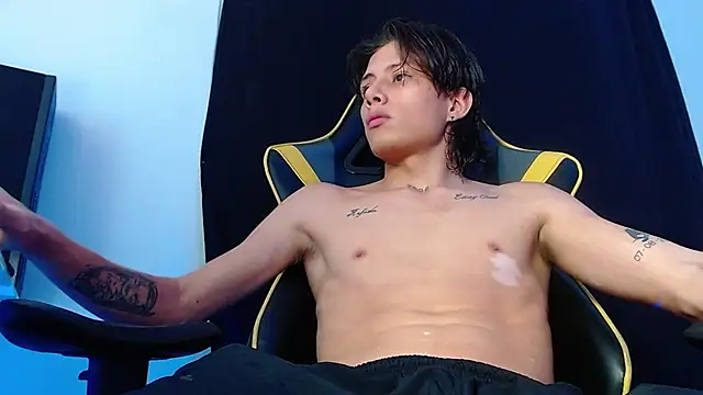 Snapshot of Didi_hard chatting on 03/11/26, 04:29 Didi hard online show from 03/11/26, 04:29