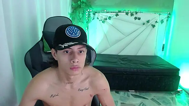 Snapshot of Didi_hard chatting on 03/27/26, 09:32 Didi hard online show from 03/27/26, 09:32