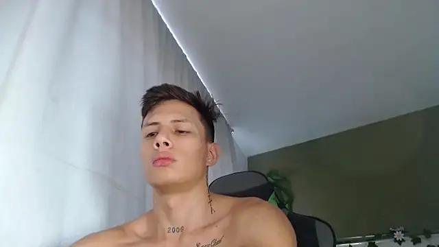 Snapshot of Didi_hard chatting on 04/08/26, 05:46 Didi hard online show from 04/08/26, 05:46