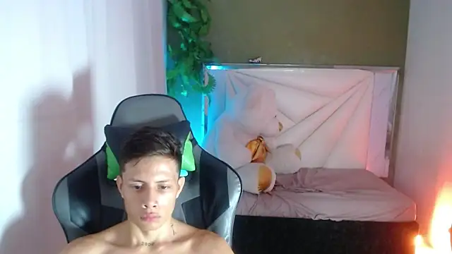 Snapshot of Didi_hard chatting on 04/11/26, 10:19 Didi hard online show from 04/11/26, 10:19