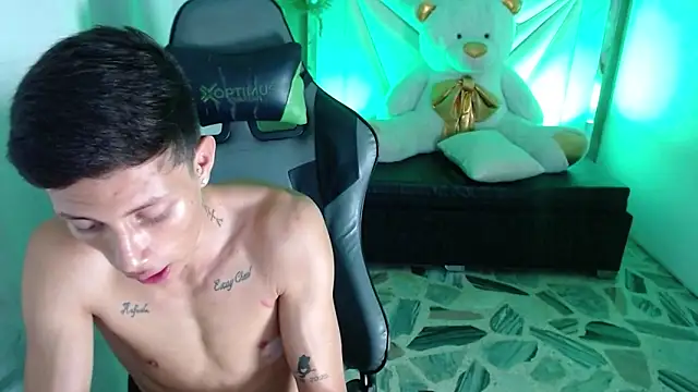 Snapshot of Didi_hard chatting on 04/20/26, 06:16 Didi hard online show from 04/20/26, 06:16