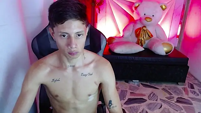 Snapshot of Didi_hard chatting on 04/21/26, 04:30 Didi hard online show from 04/21/26, 04:30