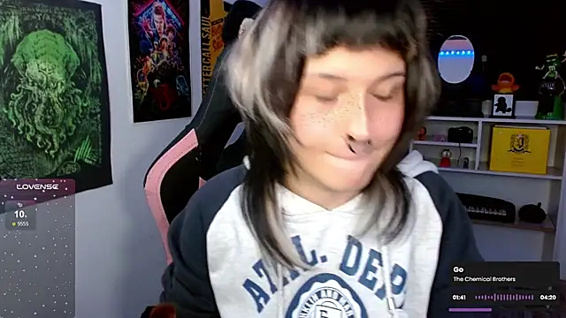 neena nyx  online show from 05/15/26, 02:07