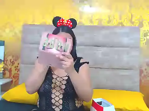 elianacollins23 online show from 02/21/26, 03:51