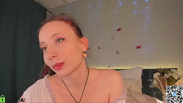 Snapshot of Lea_much chatting on 02/15/26, 07:51 Lea much online show from 02/15/26, 07:51