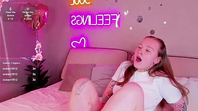 Snapshot of Stella_Soul chatting on 03/11/26, 09:48 Stella Soul online show from 03/11/26, 09:48