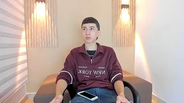 Snapshot of lian_cameron chatting on 02/06/26, 03:44 lian cameron online show from 02/06/26, 03:44