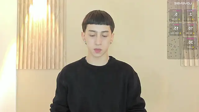 Snapshot of lian_cameron chatting on 02/24/26, 03:59 lian cameron online show from 02/24/26, 03:59