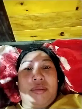 Snapshot of kussecka chatting on 03/17/26, 04:17 kussecka online show from 03/17/26, 04:17