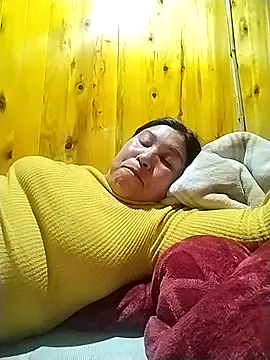 Snapshot of kussecka chatting on 03/19/26, 12:42 kussecka online show from 03/19/26, 12:42