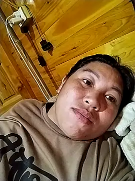 Snapshot of kussecka chatting on 03/30/26, 12:17 kussecka online show from 03/30/26, 12:17