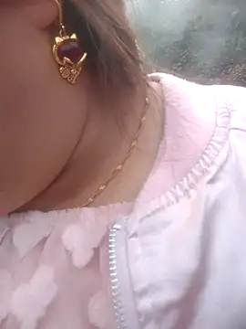 Snapshot of hoho-hihi chatting on 03/19/26, 12:47 hoho-hihi online show from 03/19/26, 12:47