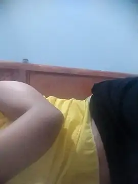 Snapshot of hoho-hihi chatting on 04/16/26, 11:18 hoho-hihi online show from 04/16/26, 11:18