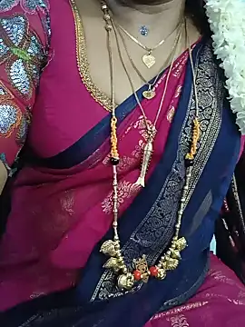 Snapshot of Niharitha chatting on 06/23/26, 04:10 Niharitha online show from 06/23/26, 04:10