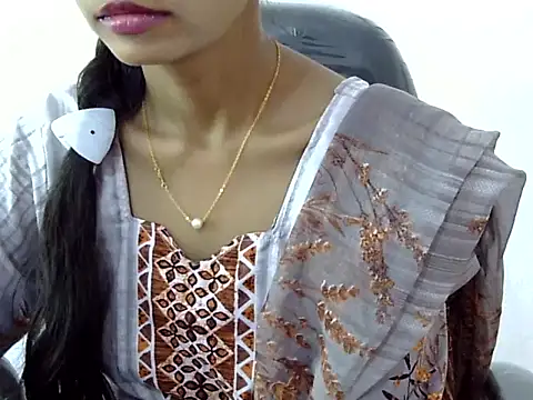 Snapshot of Kulsum_S chatting on 03/01/26, 08:05 Kulsum S online show from 03/01/26, 08:05