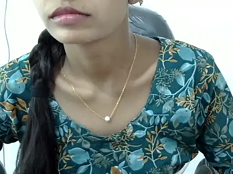 Snapshot of Kulsum_S chatting on 03/02/26, 07:59 Kulsum S online show from 03/02/26, 07:59