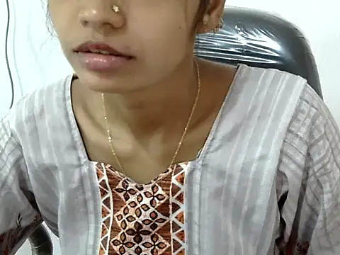 Snapshot of Kulsum_S chatting on 03/15/26, 09:26 Kulsum S online show from 03/15/26, 09:26