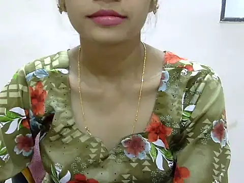 Snapshot of Kulsum_S chatting on 05/07/26, 01:27 Kulsum S online show from 05/07/26, 01:27