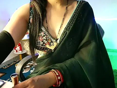 Snapshot of oo_yes_bhabhi chatting on 06/05/26, 06:31 oo yes bhabhi online show from 06/05/26, 06:31